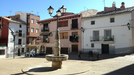 Fuente De La Plaza - Thumbnail