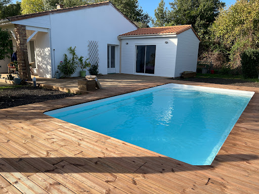 Photo de Côté piscine à Soubise (17780)