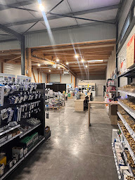 Photo n°11 de THIBAL DISTRIBUTION Saint-Affrique à Saint-Affrique (Fournisseur de matériel d'éclairage scénique)