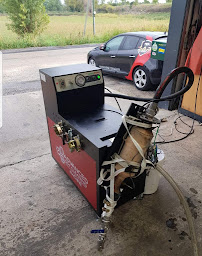 Photo n°3 de Oise performance motorsport à Clairoix (Magasin de pièces auto d'occasion)