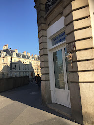 Photo n°14 de Centre Dentaire & Ophtalmologie Paris 5 Saint Michel Luxembourg :Dentistes - Dentylis à Paris (Ophtalmologiste)