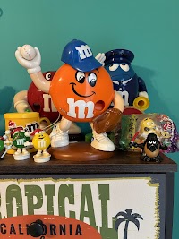 Three Dogs ガレージ