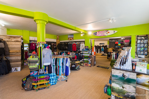 Natura Surf - Surfshop Surf School