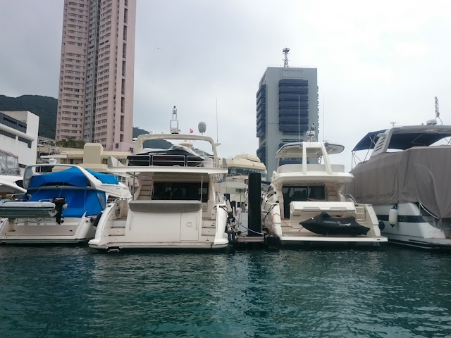 Aberdeen Marina Club