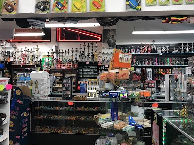 Hillcrest Smoke Shop