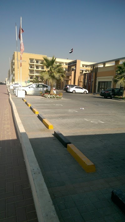 Photos of Samari Retail
