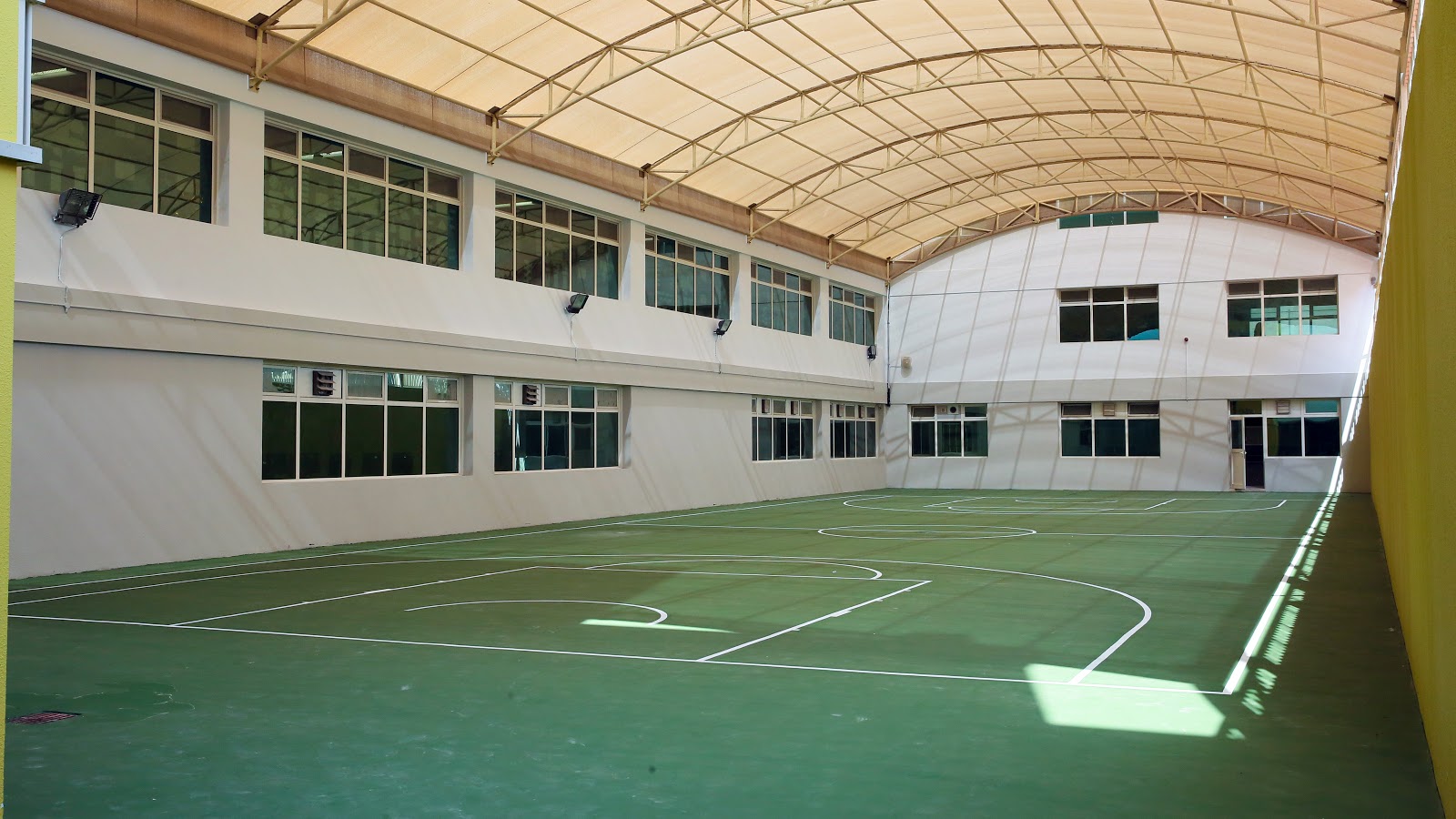 مدرسة جيمس كامبردج الدولية الخاصة بالشارقة - صورة 2