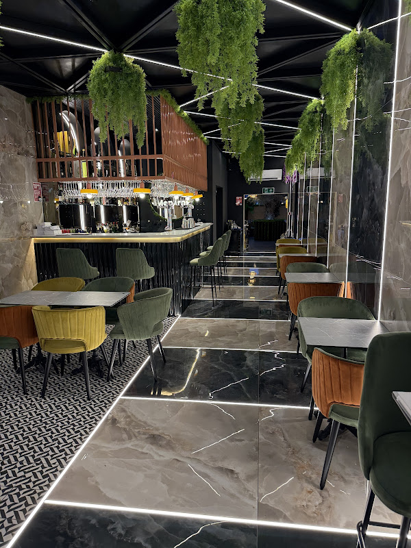 MonAmi Lounge - Indian Restaurants in Crawley