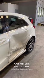 Photo n°2 de Carrosserie Beaujolaise à Belleville (Service de réparation de pare-brise)