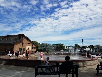 Gail And Carolyn Shaw Aquatic Center