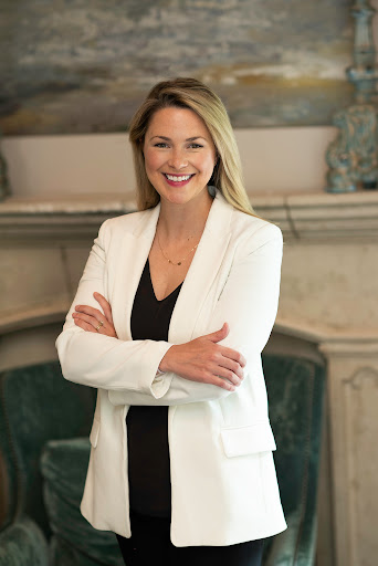 Chelsea Wallace, MD