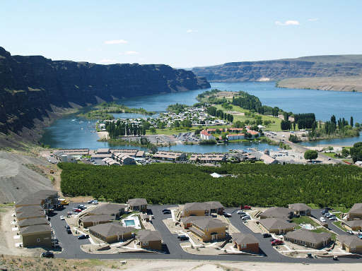 Crescent Bar Vacation Rentals