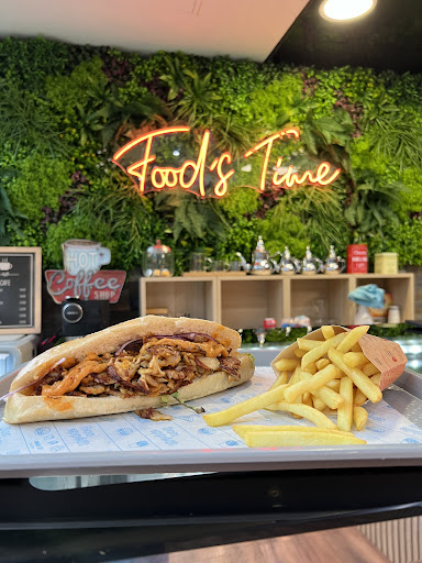 Photo 4 - Food's time