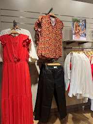 Photo n°3 de Formul. à Saint-Sébastien-sur-Loire (Magasin de vêtements pour femmes)