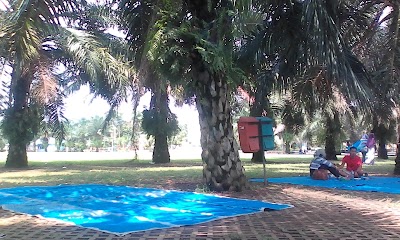 Photos of Alon-alon Madiun