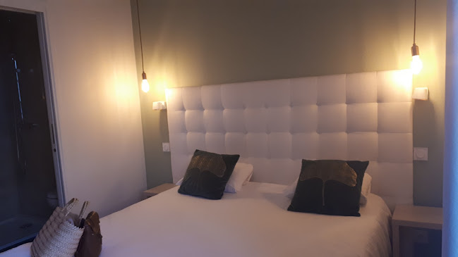 Comentarii opinii despre Hôtel La Fontaine Caen Centre