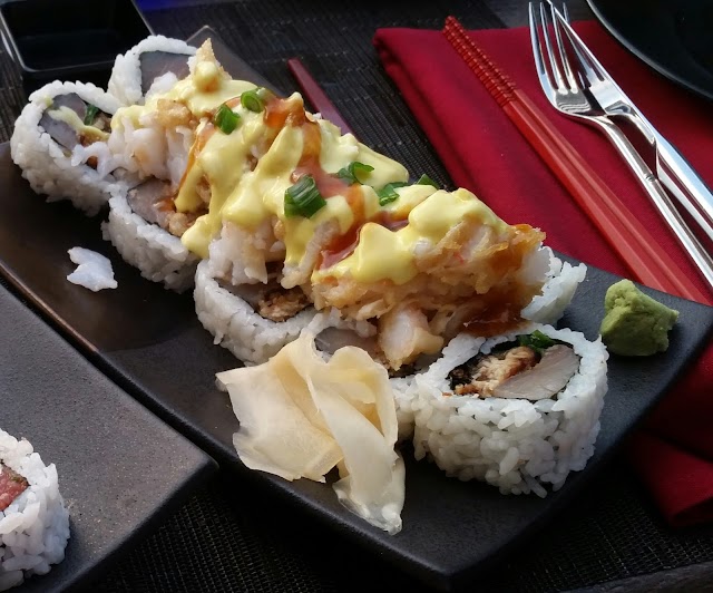 Dragonfly Sushi and Asian Restaurant