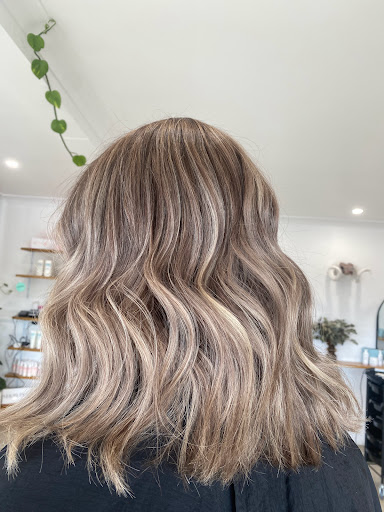 ELKE & CO HAIR GOULBURN - Thumbnail