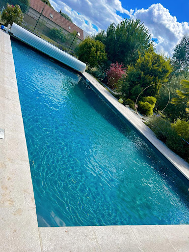 Photo de Skim'Eure - Entretien de Piscine - Construction de Piscine à Saint-Rémy-sur-Avre (28380)