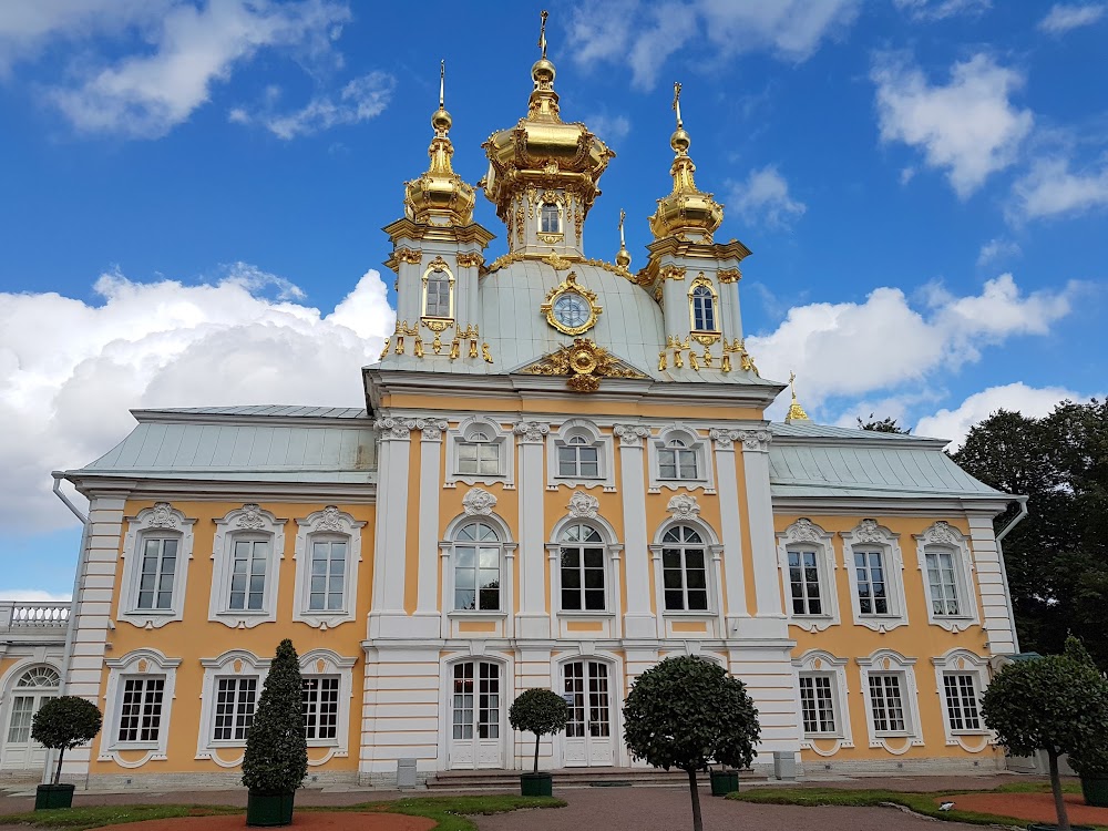 Церковь большого петергофского дворца