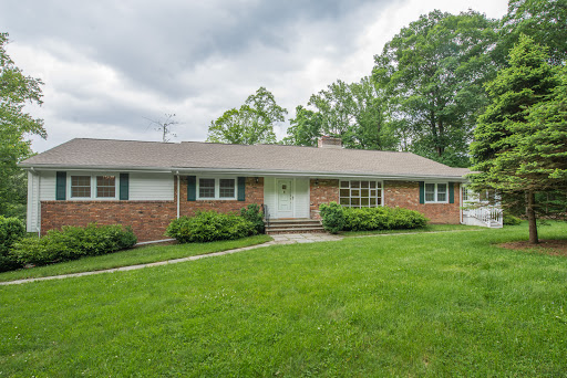 Kristen DeLeo, Realtor - Thumbnail