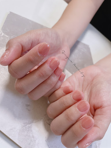 SINYUE美甲店評價、價格、網友推薦資訊 - 細心美甲與角蛋白服務