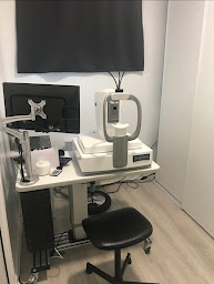 Photo n°10 de Dr Jean Claude MARY Ophtalmologue 77 Chirurgien de la Cataracte à Pontault-Combault (Chirurgien)