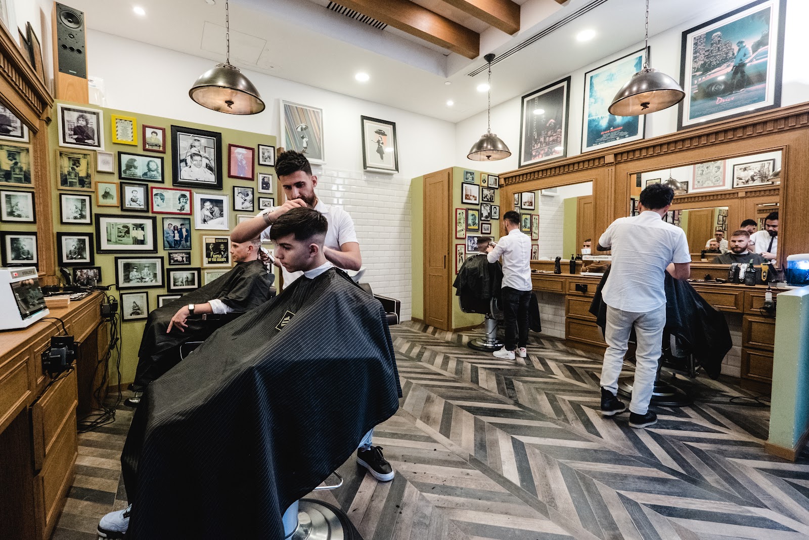 CG Barbershop - صورة 4