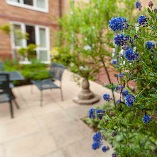 Maiden Castle House - Expert Care in Dorchester