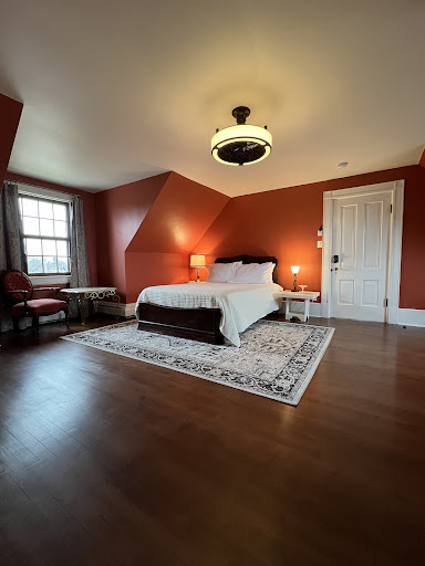 Agassiz House Inn - Thumbnail