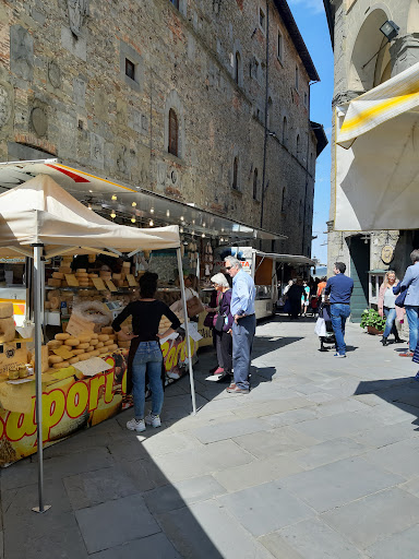 Transfer Cortona Enzo Vinciarelli - Tours - Taxi - Car Rental Service With Driver - Thumbnail
