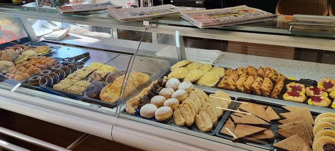 Groanara Dorfladen (Bäckerei/Café) Waxensteinstraße 6, 82491 Grainau, Deutschland
