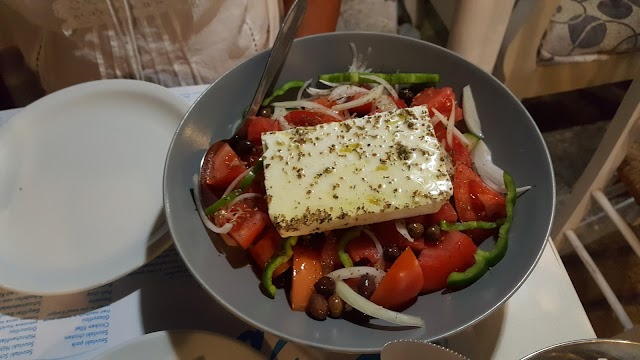 Kyma Mezedopolio - Ouzeri