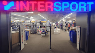 Photo n°1 de Intersport Clermont Jaude à Clermont-Ferrand (Magasin de vêtements pour jeunes)