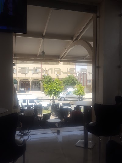 Photos of Caf&eacute; Numidia