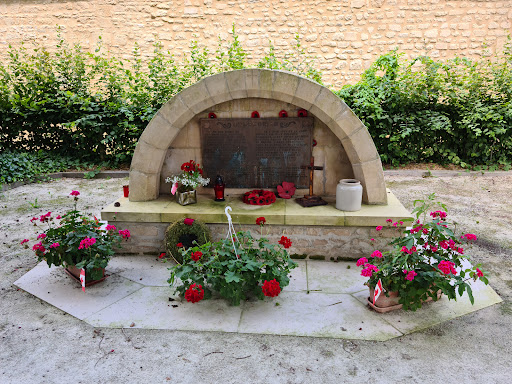 Canadian Abbey d’Ardenne Massacre Memorial - Thumbnail