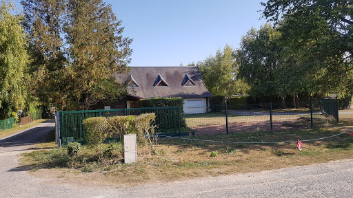 Photo de Camping Étangs du Levant à Bray-sur-Somme (80340)