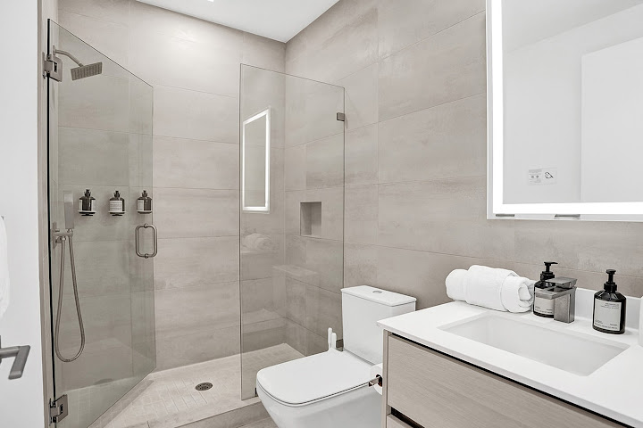 17 WEST Apartments Miami Beach by null