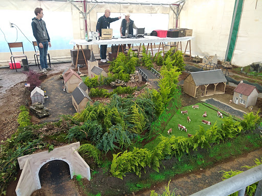 Model'club Fougerollais - Thumbnail
