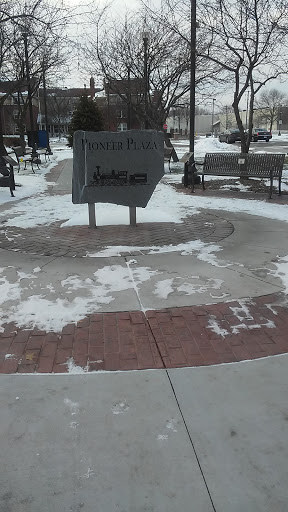 Lakeville Parks Pioneer Plaza - Thumbnail
