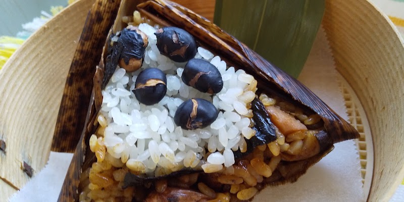 みつけたパン・だ