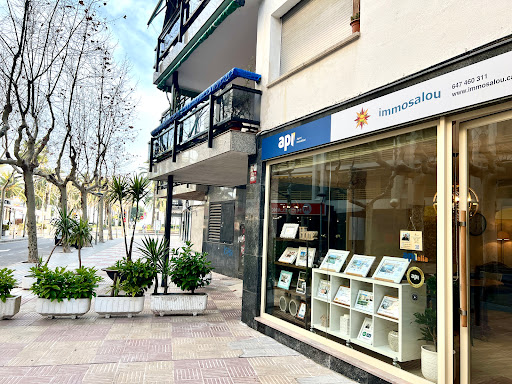 Carme Masdeu - Immosalou - Asesora inmobiliaria