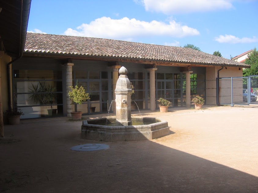 Image de MJC Fontaines St Martin (Maison des Jeunes et de la Culture)