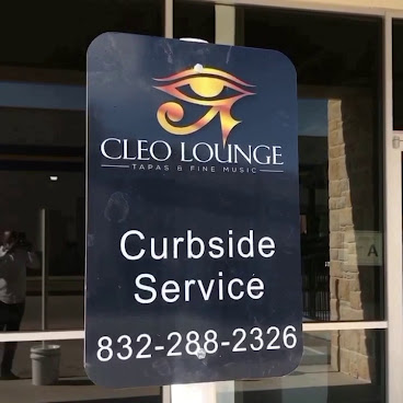 Cleo Lounge by null