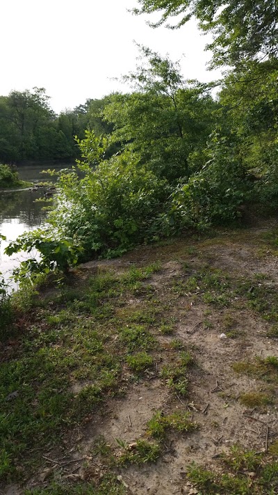 St. Charles Lake Trail