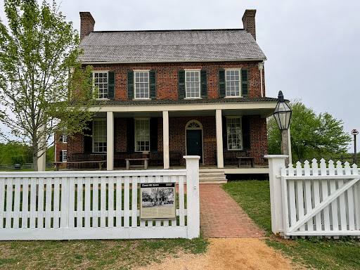 Clover Hill Tavern