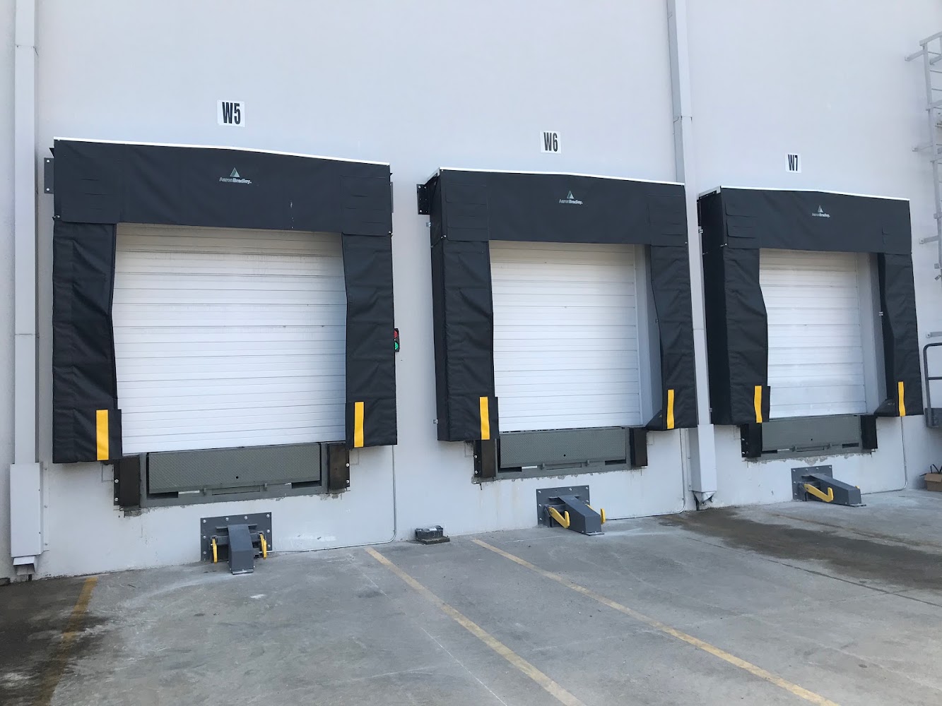 Franklin Door and Dock photo 2