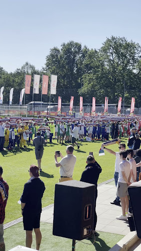 Opinie o Stadion Hutnika w Warszawa - Kompleks sportowy