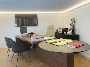 Photo n°2 de Abeille Assurances - Paris Carnot à Paris (Agence d'assurance pour locataires)