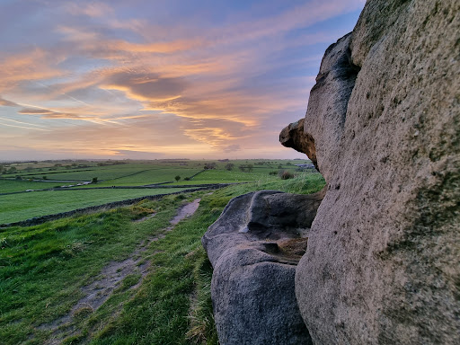 Almscliffe Crag - Thumbnail